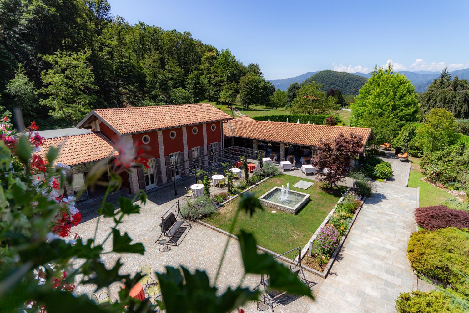 Hotel Cortese Armeno Exteriör bild